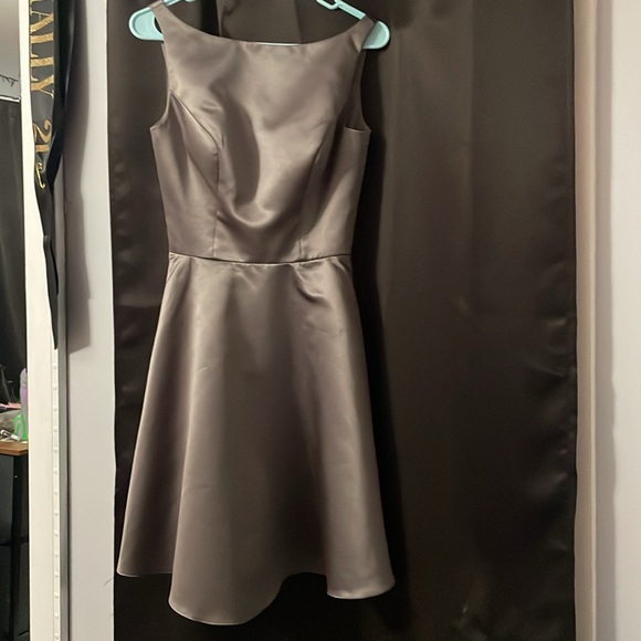 Symphony of Venus Gray evening dress - Picture 3 of 4